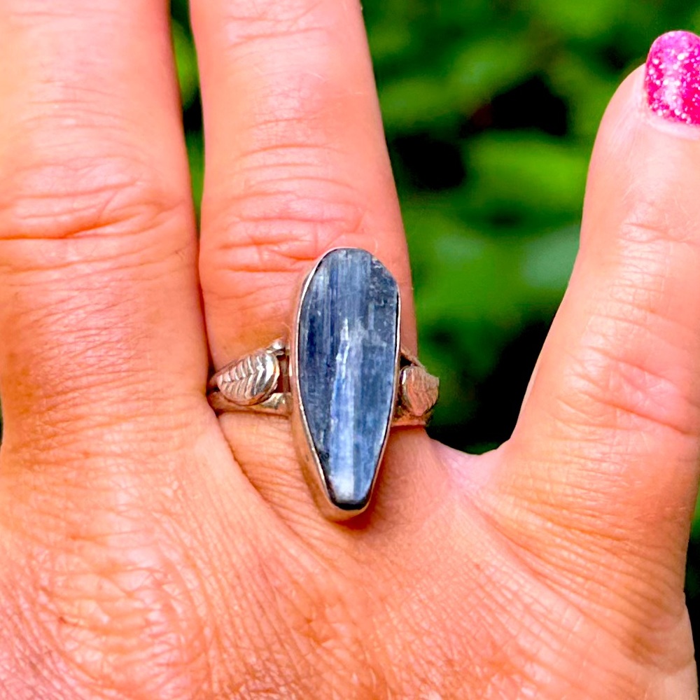 Beautiful kyanite ring